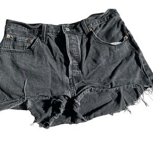 Levis 501‎ Black Cutoff Shorts Pre OwnedJunior Size 32